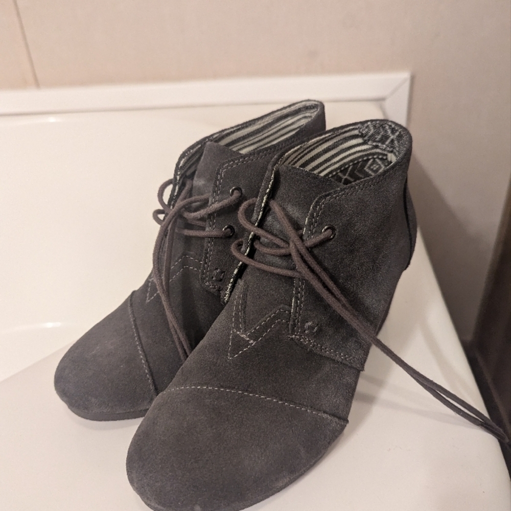 Toms Gray Lace Up Boots